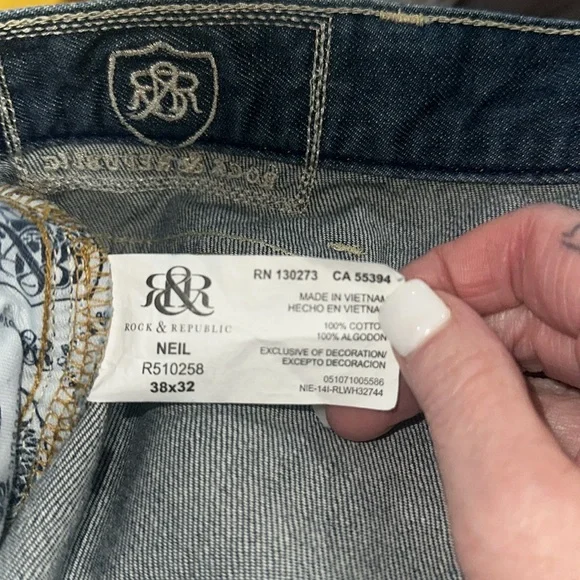 Rock & Republic Men's Blue Distressed Jeans 38X32 - Picture 9 of 10